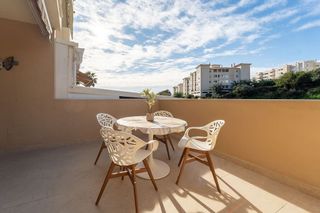 Piso en venta en Arroyo de la Miel en Benalmádena