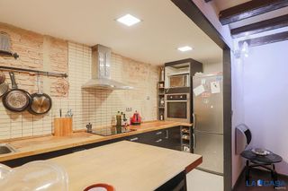 Piso en venta en El Raval en Barcelona