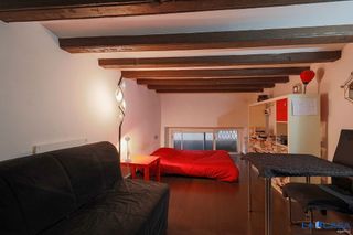 Piso en venta en El Raval en Barcelona