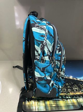 Mochila Totto Tiburones Azul
