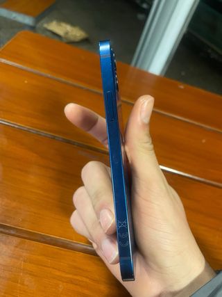 iPhone 12 Azul