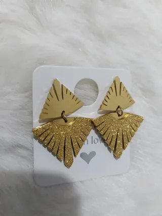 Pendientes de lujo estilo abanico