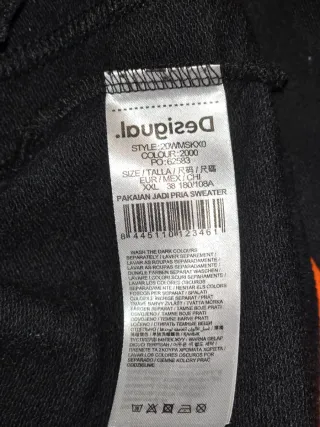 Sudadera Desigual con capucha y cremallera