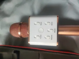 Altavoz Karaoke Dorado y Blanco