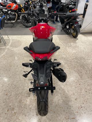 Keeway RKS 125cc Naked Roja