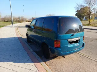 Nissan Serena 1994 ( precio negociable)