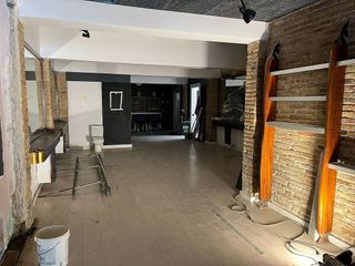Local comercial en venta en Gavarra en Cornellà de Llobregat