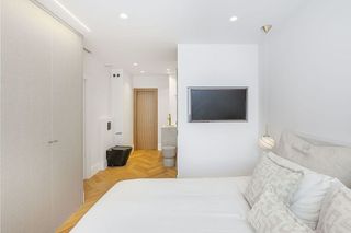 Piso en venta en Puerto Banús en Marbella