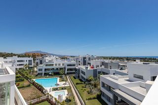 Piso en alquiler en El Padrón - El Velerín - Voladilla en Estepona