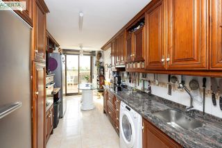 Dúplex en venta en Bola de Oro - Serrallo en Granada