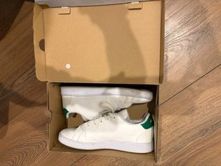 Deportivas Adidas Blancas y Verdes Talla 38 2/3