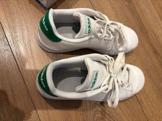 Deportivas Adidas Blancas y Verdes Talla 38 2/3