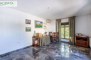 Chalet en venta en Ogíjares