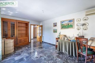 Chalet en venta en Ogíjares