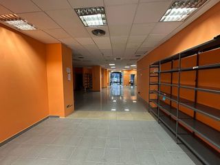 Local comercial en venta en San Juan en Pamplona