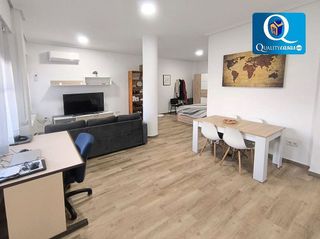 Local comercial en venta en Carolinas Altas en Alicante