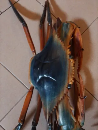 Granchio decorativo in legno
