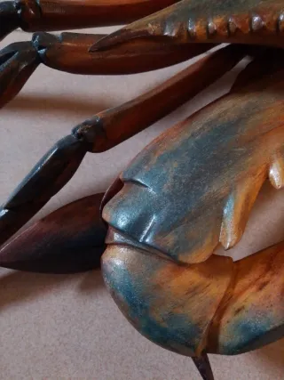 Granchio decorativo in legno