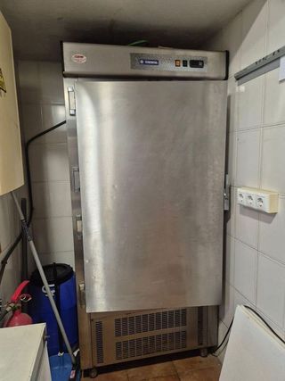 Local comercial en venta en Rincón de Loix en Benidorm