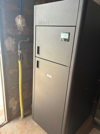 Caldera de Pellet BIOTOP Negra