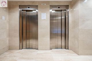 Piso en venta en Camino de Ronda - Rosaleda en Granada