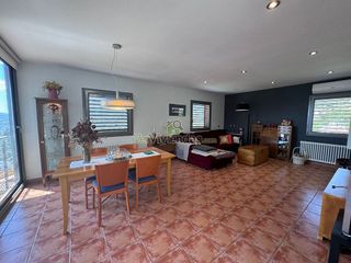 Chalet en venta en Vallirana