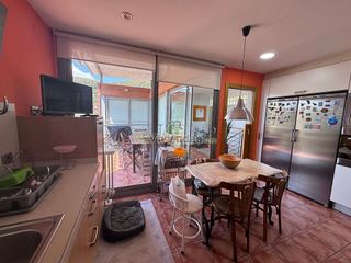 Chalet en venta en Vallirana