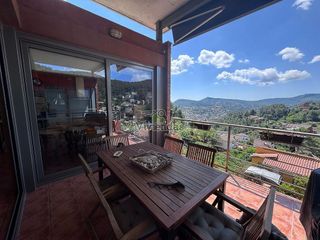 Chalet en venta en Vallirana