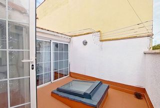 Casa adosada en venta en La Font d'en Fargues en Barcelona