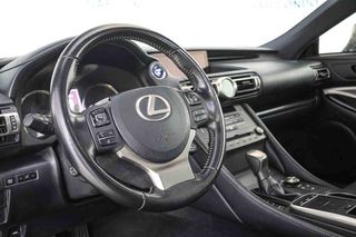 Lexus RC 2.5 300h Executive Navigation