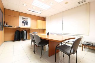 Oficina en alquiler en La Clota - Zona industrial en Cerdanyola del Vallès