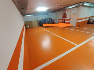 Garaje en venta en Ensanche en Coruña (A)