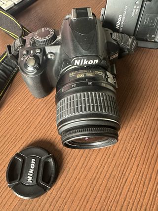 Cámara Nikon D3100 + Objetivo 18-55mm