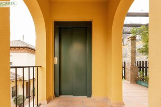 Casa adosada en venta en Crta. De la Sierra en Granada