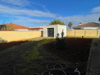 Chalet en venta en Las Lagunas - Campano en Chiclana de la Frontera