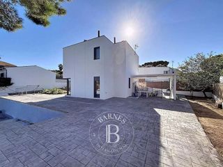 Chalet en venta en Premià de Dalt