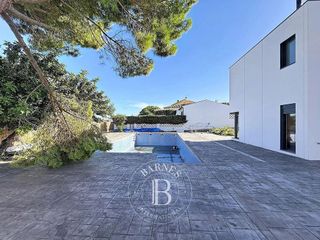 Chalet en venta en Premià de Dalt