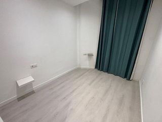 Piso en venta en El Raval en Barcelona