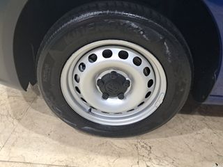 Volkswagen Caddy Maxi CRTDi 2.0 DSG Maxi Van 4d