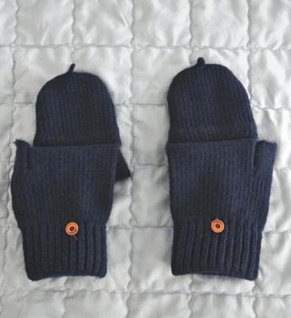 Guanti invernali con muffole blu