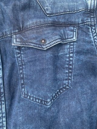 Camisa tejana desgastada Mango azul