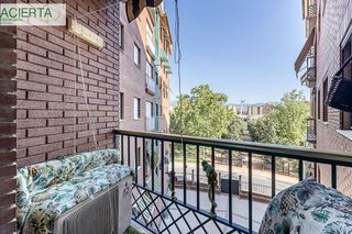Piso en venta en Cervantes en Granada