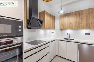 Piso en venta en Bola de Oro - Serrallo en Granada