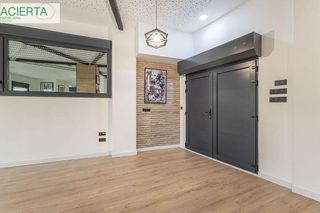 Piso en venta en Bola de Oro - Serrallo en Granada