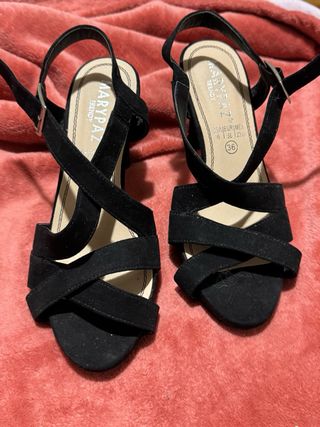 Tacones Mary Paz Terciopelo Negro Talla 36