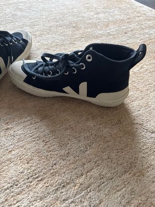 Bambas Veja Negras y Blancas