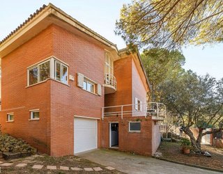 Chalet en venta en Begues