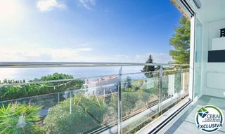 Piso en venta en Port Esportiu - Puig Rom - Canyelles en Roses