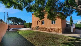 Chalet en venta en El Carme-Sant Agustí-Bonavista en Eliana (l´)