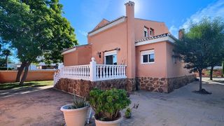 Chalet en venta en El Carme-Sant Agustí-Bonavista en Eliana (l´)